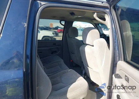 2004 Chevrolet Suburban 1500 Ls z USA, uszkodzony, nr VIN 1GNEC16Z44J240863